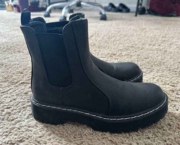 Sincerely Jules Chelsea Boots