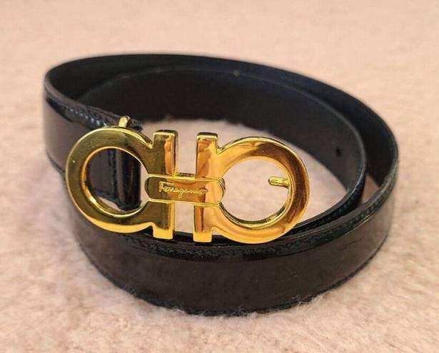 Salvatore Ferragamo Black Adjustable Leather Belt Polished Gold Buckle XS