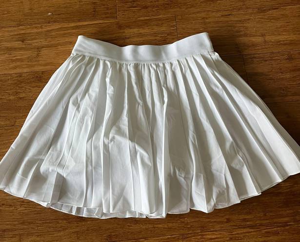 Aritzia TNA Tennis Mini Skirt 