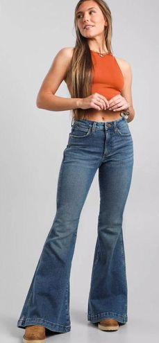 Wrangler Flared Jeans Fashionable Jeans WOMEN'S HIGH RISE TRUMPET FLARE ...