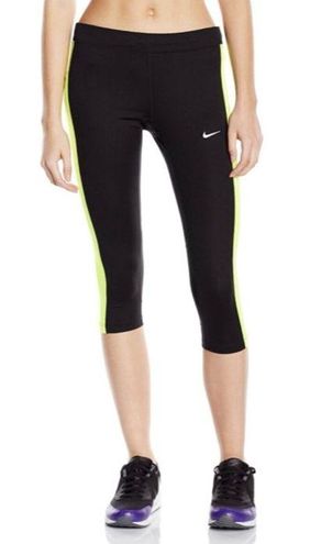 Nike Dri-Fit Essential TIght-Fit Running Capris.. Size:Large