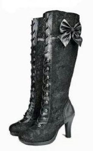 Beautiful Lace High Heel Boots 