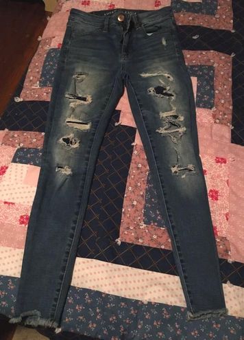 American Eagle Distressed Jeans