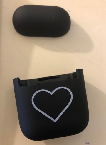 Black Heart Air Pod Case 