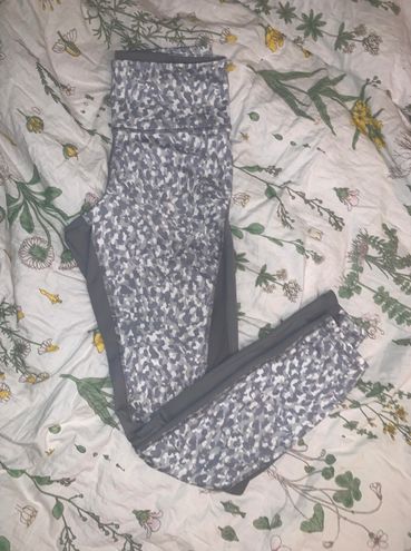 Old Navy Active Leggings - Grey And White Leopard Print