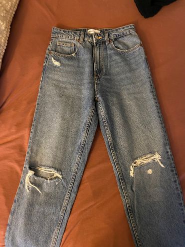 ZARA Straight Leg Jeans Size 4 - $24 (61% Off Retail) - From Lexi