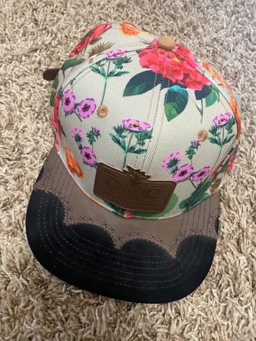 Grassroots / Tropics Floral Hat