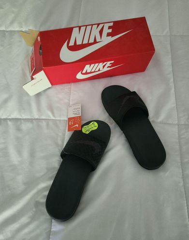 shoe show nike slides