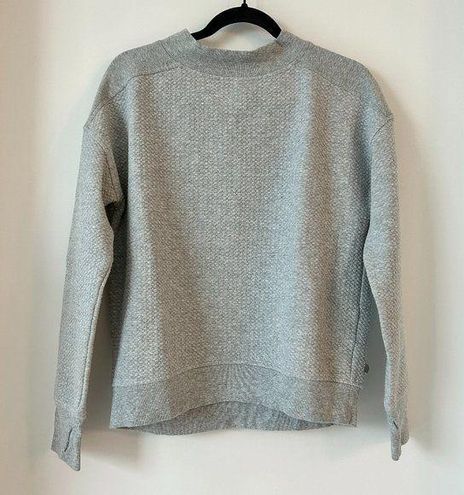 Zella  Gray Bubble Textured Pullover Sweatshirt with Thumb Holes Size M