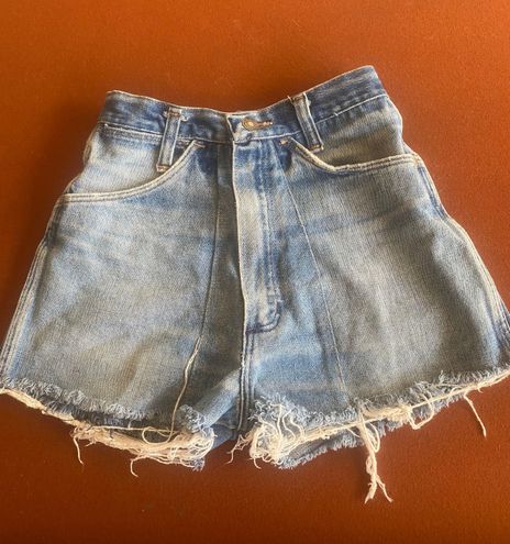 Wrangler Distressed Vintage Shorts