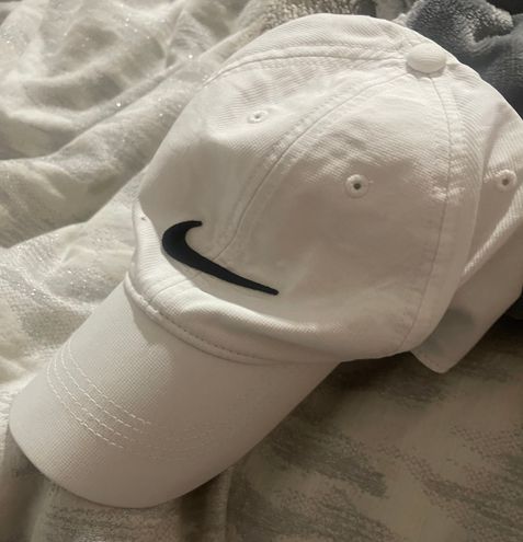 mens nike white hat