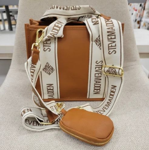 Steve Madden VIRAL webber tote bag Tan - $30 (60% Off Retail) - From Olivia