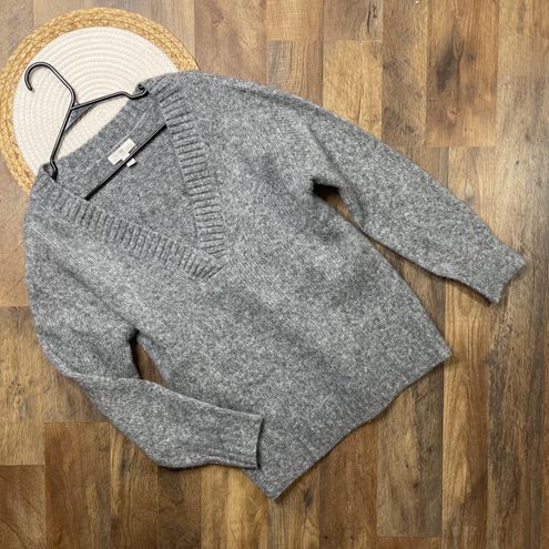 H&M Gray Oversized Cozy V-Neck Sweater Womens Size XS - $25 - From Mya