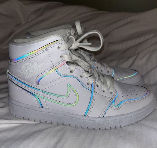auto lacing jordan 11s