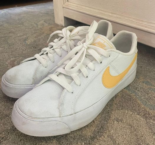 Nike Shoes White Size 7 - $45 (25% Off Retail) - From Giuliana