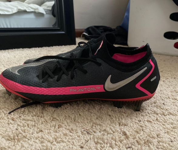 soccer cleats size 9.5