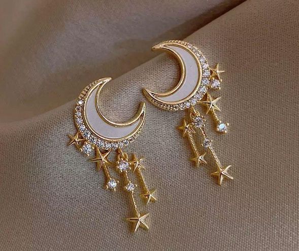 Boutique Gold Earring