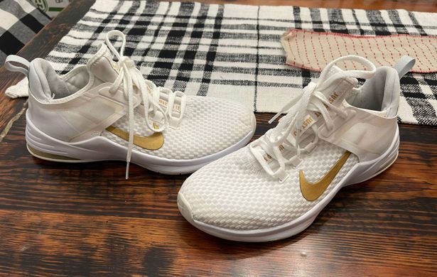 womens nike bella tr2