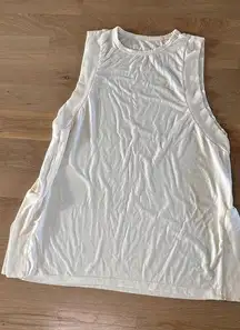 Old Navy  active ultralite oversized sleeveless muscle tank cream size medium