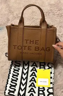 Authentic Marc Jacob’s small tote bag in argan oil