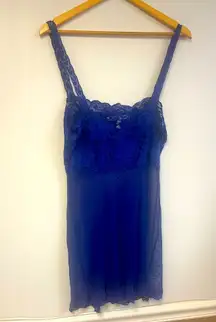 VINTAGE VICTORIAS  SECRET  BABYDOLL SLIP DRESS Royal Blue all over lace
