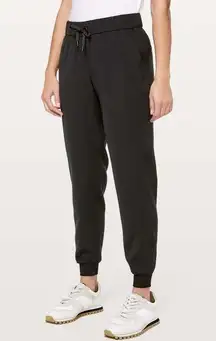 Lululemon  On The Fly Jogger