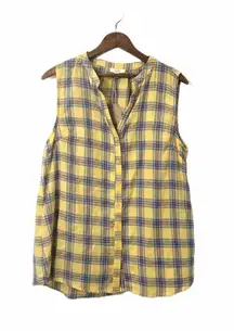 NWT Plaid sleeveless Blouse