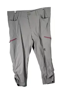 Eddie Bauer First Ascent Guide Pro Capris Light Grey Outdoor Hike Camp Womens 12