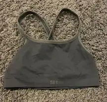 Set Active razor back sports bra