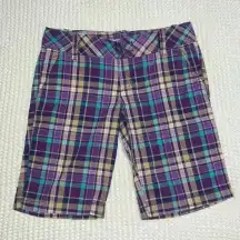 Aeropostale Women’s Bermuda Skate Surf Golf Shorts W15