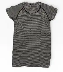 Lululemon Run Swiftly Stripe Short Sleeve Top Shirt Black White Women Size 4