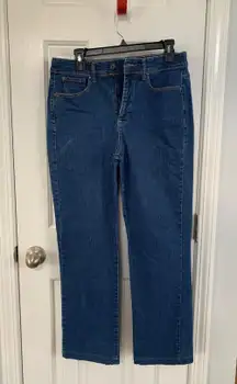 Like New  The Perfect Fit Jeans Size 12