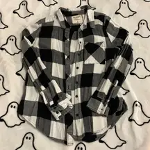 Arizona Jean co. boyfriend fit black and white plaid flannel