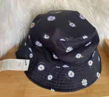 Alice + Olivia by Stacey Bendet Reversible Daisy Bucket Hat