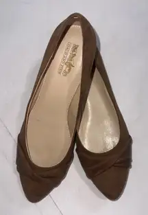 Coach & Four Flats Faux Suede Old Money Minimalist Low Heel Pointed Shoes 7.5