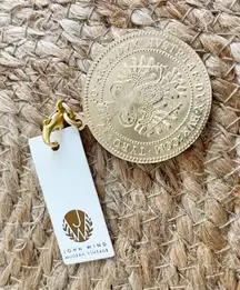 John Wind‎ Gold Medallion Coin Charm