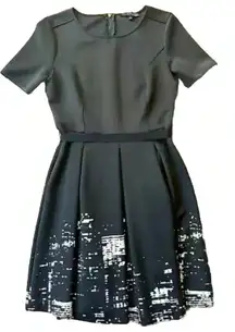 Elie Tahari‎ Dress City Scape Buildings New York Black White Size 4 Fit & Flare