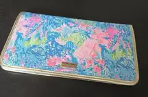 LILLY PULITZER Multi-color Spring‎ Prints Travel Organizer Wallet Slim Design