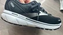 Brooks Ghost 14 Womens Size 7 Running Shoes Black White Athletic Sneakers Gym