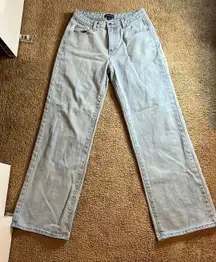 Low-Rise Baggy Jeans