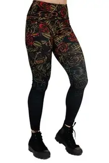 CVG Constantly Varied Gear Dress To Kill Black Floral Print Capri Leggings Sz S