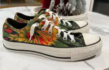 Floral Canvas Sneakers unisex  men’s size 5 women’s size 7