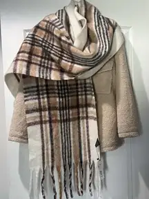 PIA Rossini beige scarf