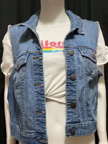 Jean Vest