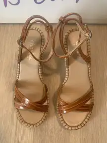 ( 19 ) Charles by charles david womens shoes size 6M brown color