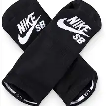 🛹 3 Nike Skateboard socks 🛹~ med