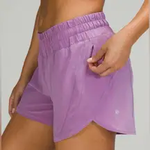 Lululemon Track That Mid-Rise Lined Short 5” Wisteria Purple – Size 4 Like New!