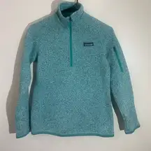 Woman’s Patagonia sweater 1/4 zip size XS length 25 inches pit to pit 17 inches