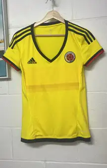 women’s soccer jersey adidas size small
