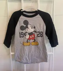 Disney Mickey Mouse T-Shirt